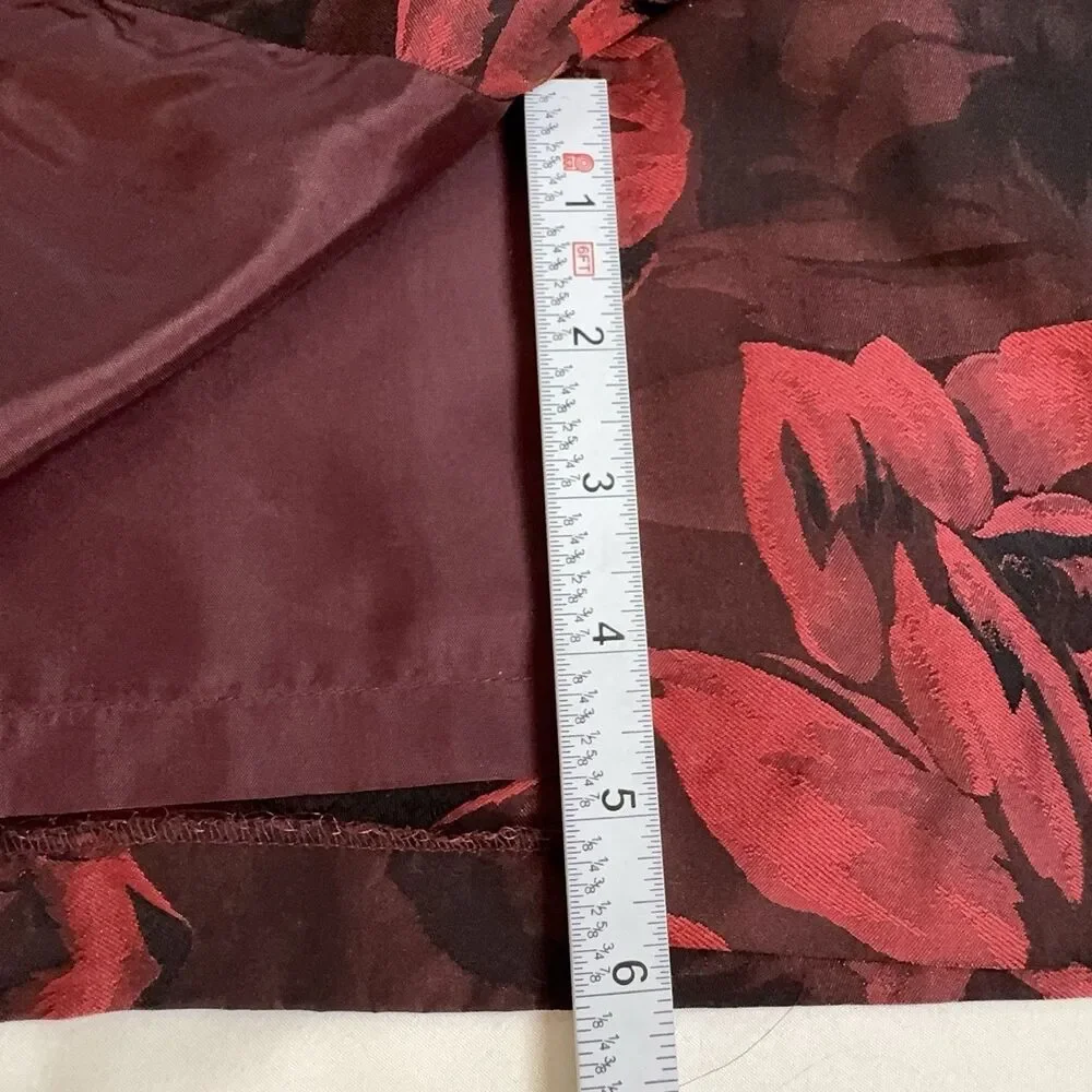Anne Klein Red Floral Dress Sleeveless Sheath Knee Length Size 14 Cocktail Party
